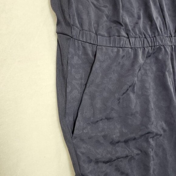 Athleta Brooklyn Textured Jumpsuit Leopard Size 22 Sleeveless Gray Violet - Picture 8 of 9